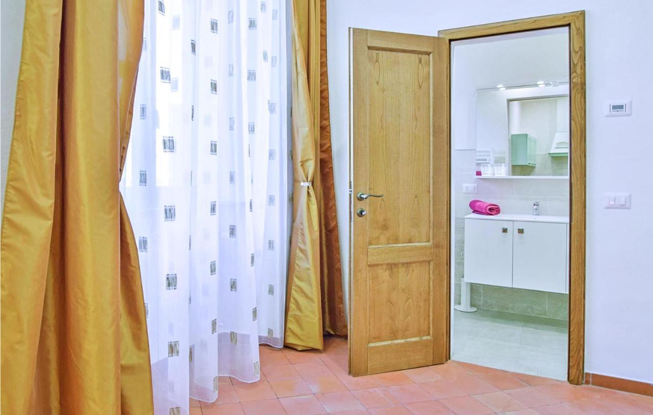 1 Bedroom Gorgeous Apartment In Arezzo Exterior photo